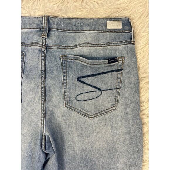 Seven7 Women's 9" Inseam Sunset Bermuda Shorts Jorts Fray Hem Size 14 - Picture 9 of 9